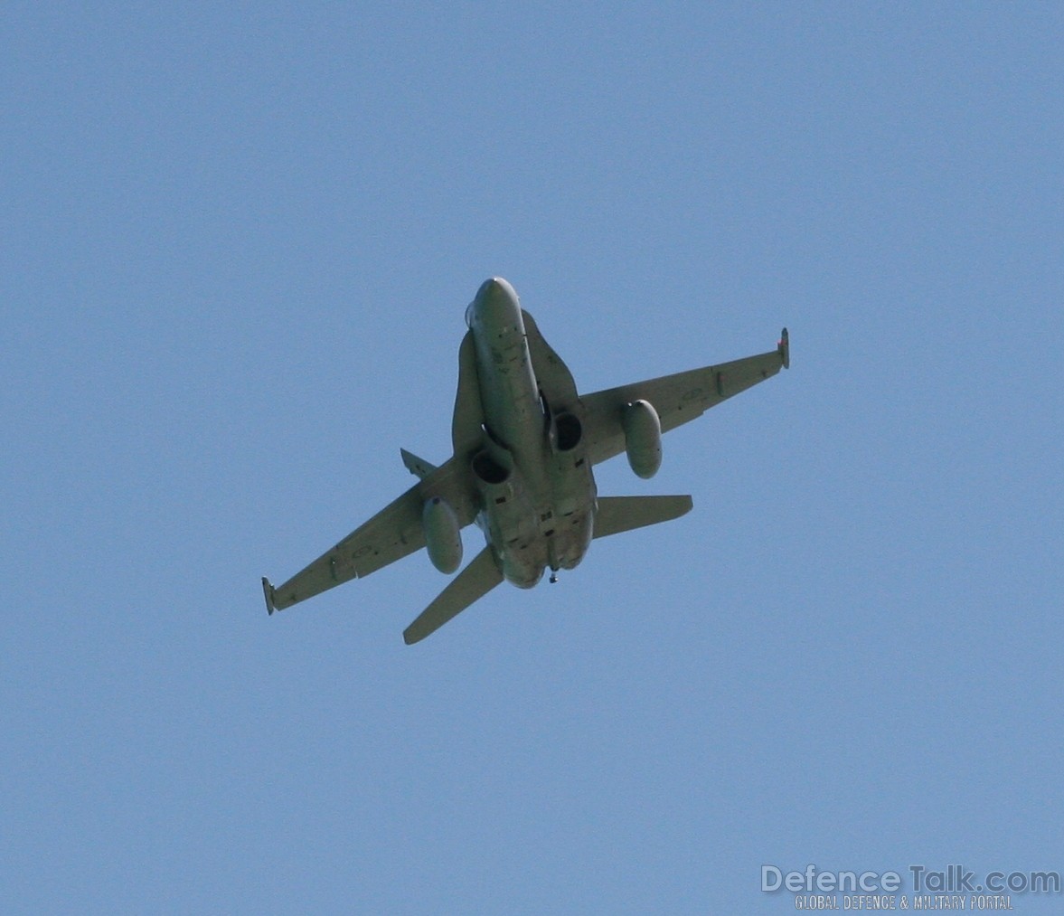 Australia Day 26/1/07 FA-18 flypast Port Phillip Bay Melbourne