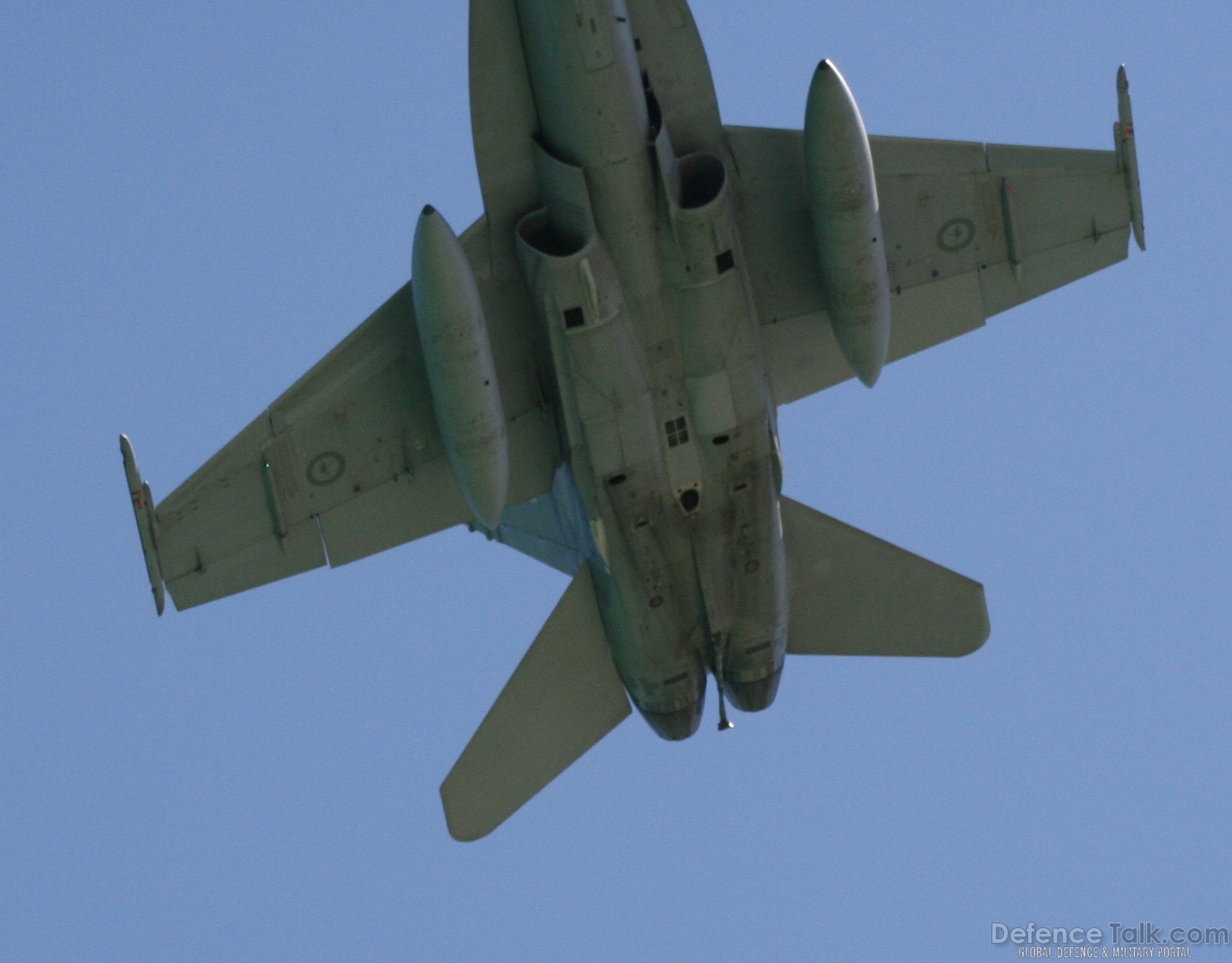 Australia Day 26/1/07 FA-18 flypast Port Phillip Bay Melbourne