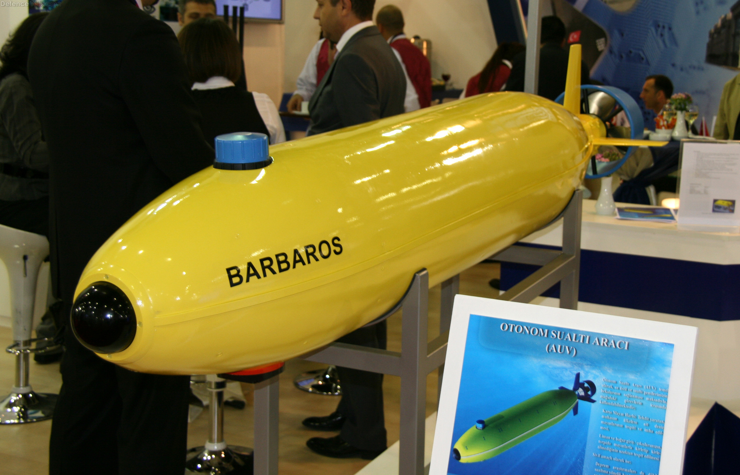 AUV : AUTONOMOUS UNDERWATER VEHICLE