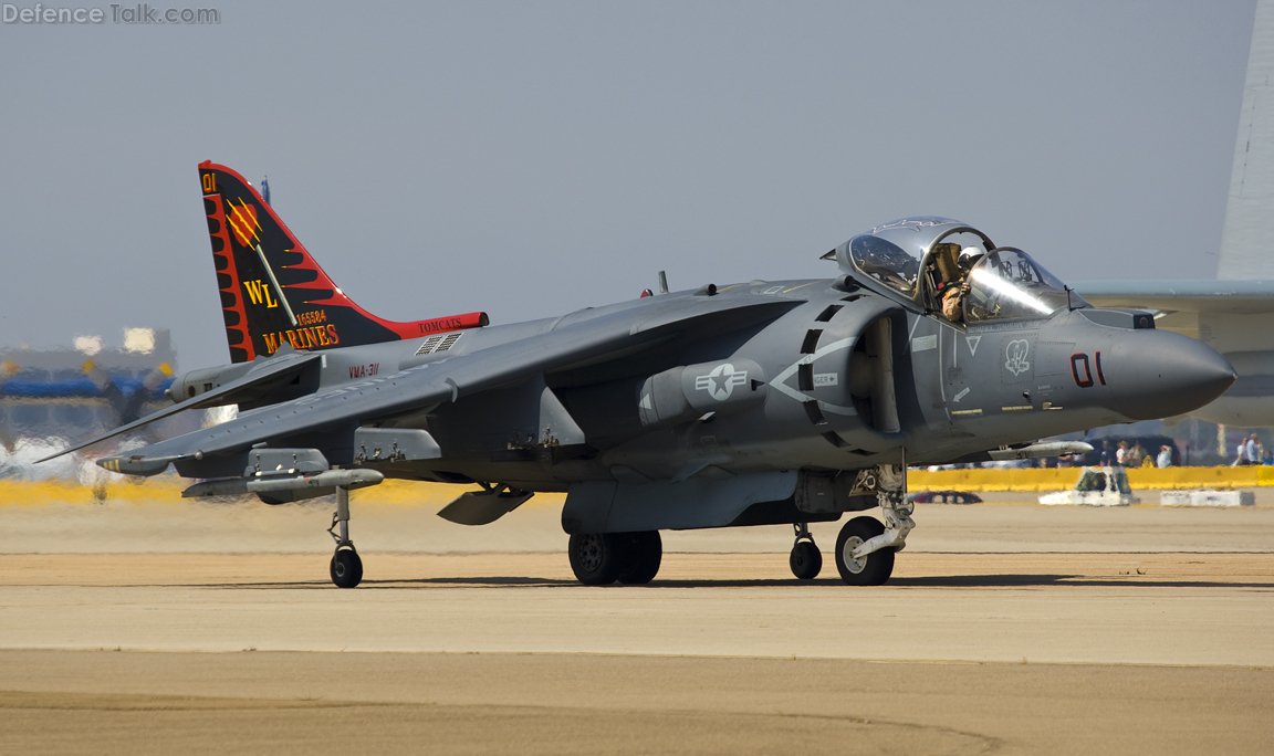 AV-8B Harrier - Miramar 2010 Air Show