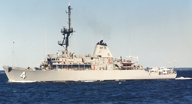 AVENGER CLASS MINE COUNTERMEASURES VESSEL, USA