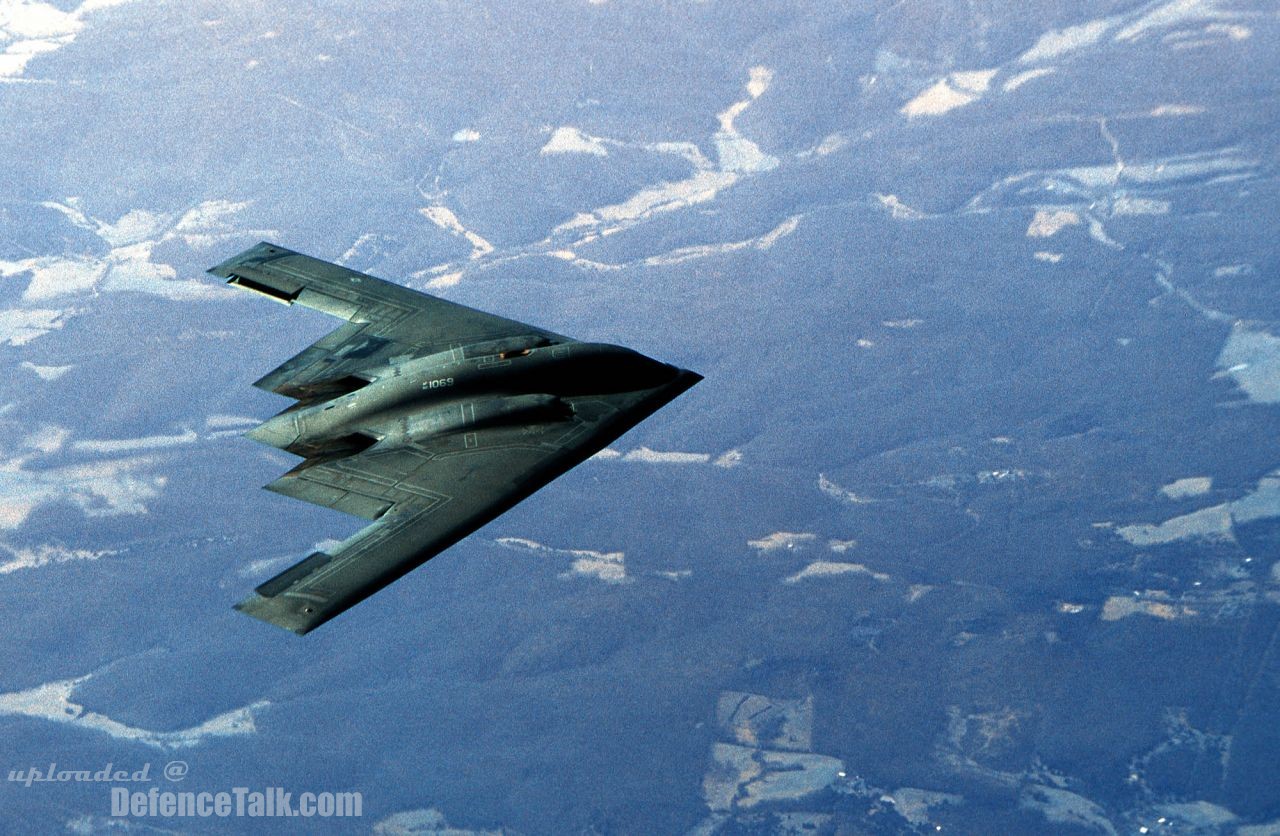 B-2 Spirit Bomber - US Air Force