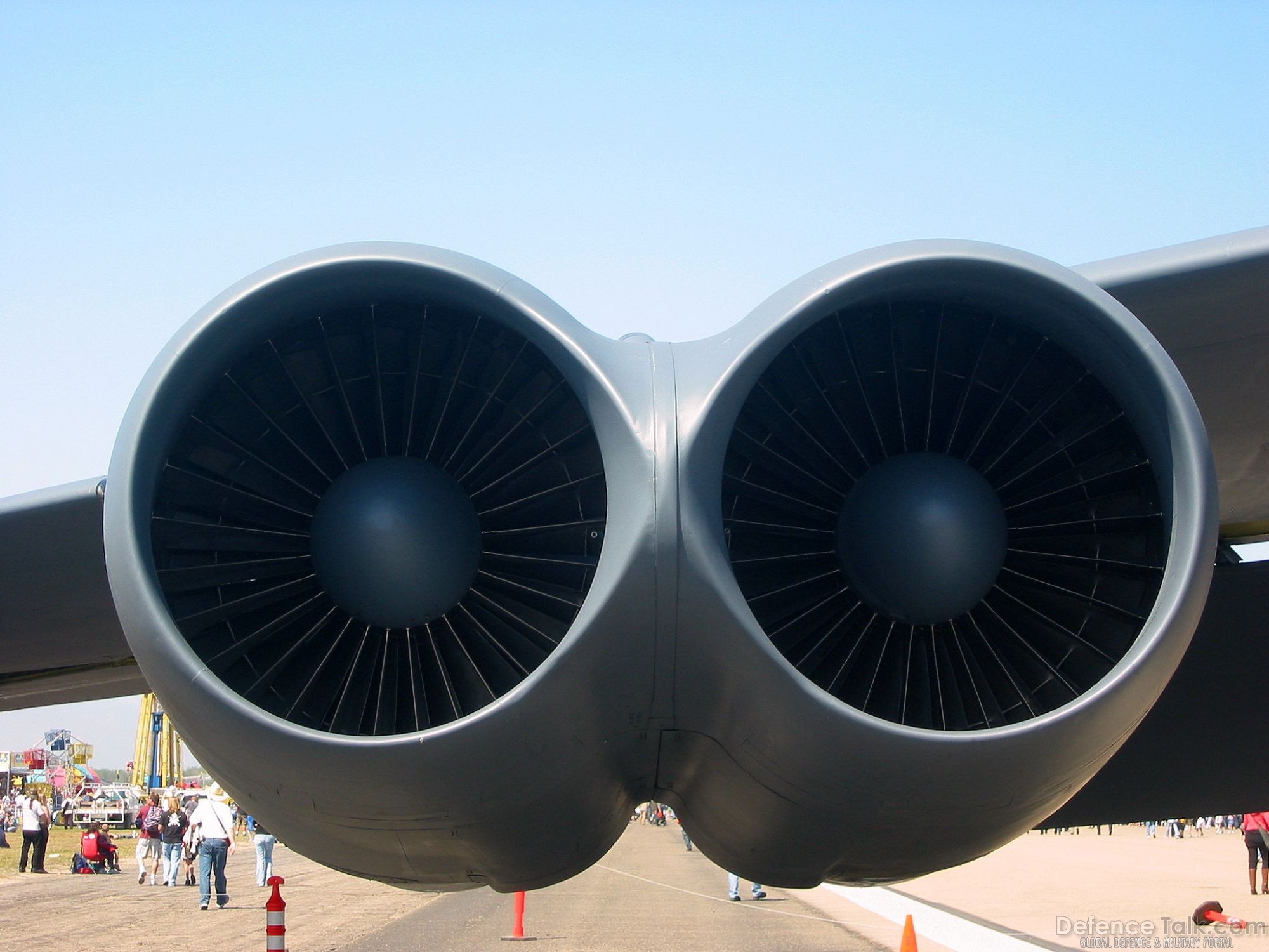 B-52 Engines - NBVC Air Show 2007