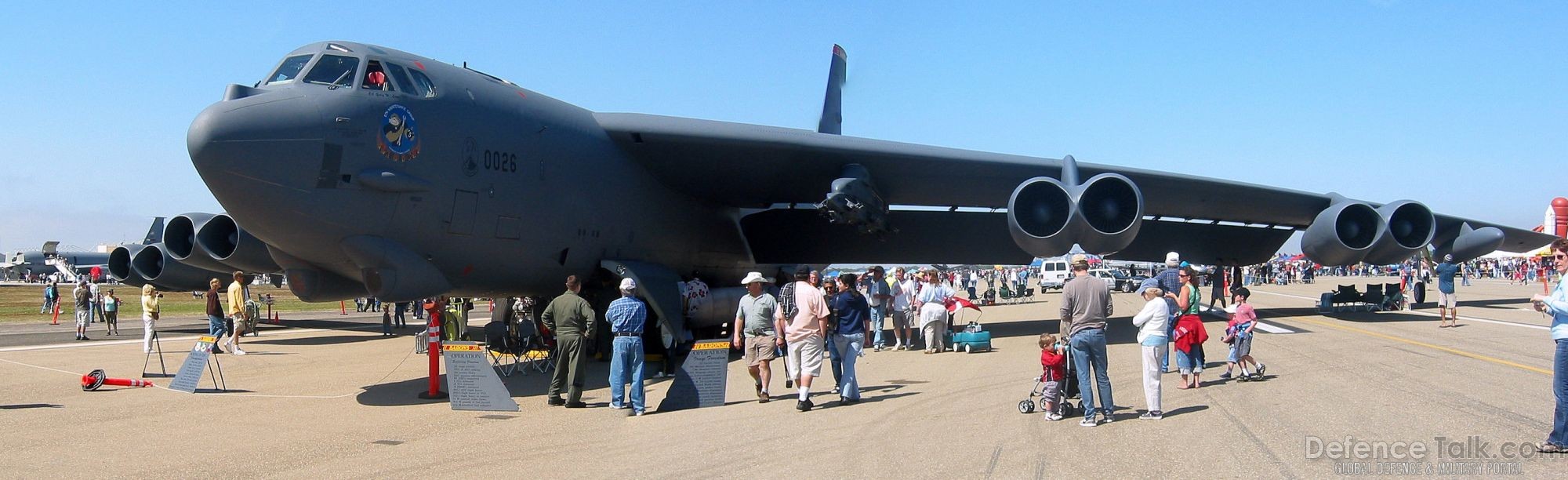 B-52H Bomber - NBVC Air Show 2007