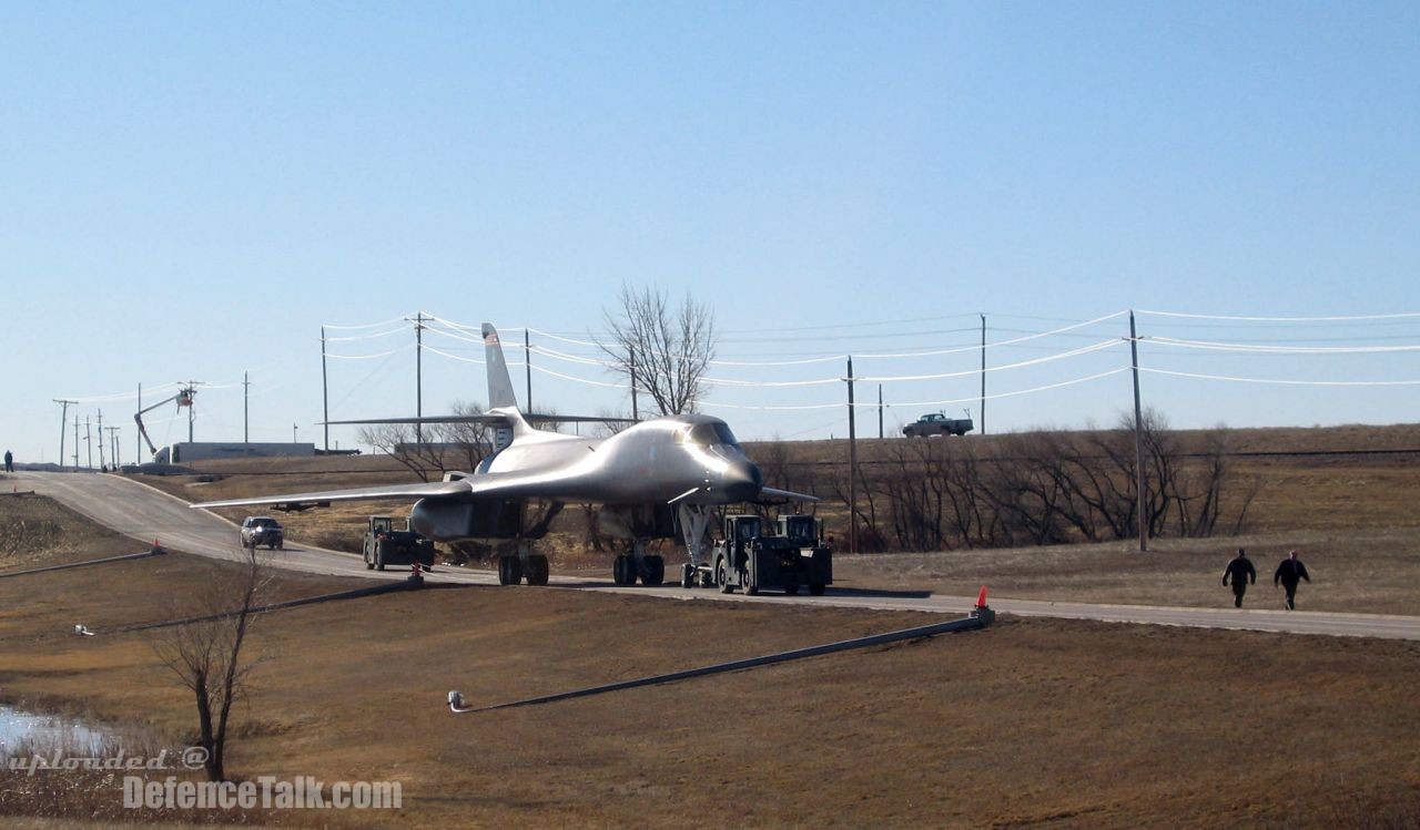 B1-B Lancer - USAF Bomber