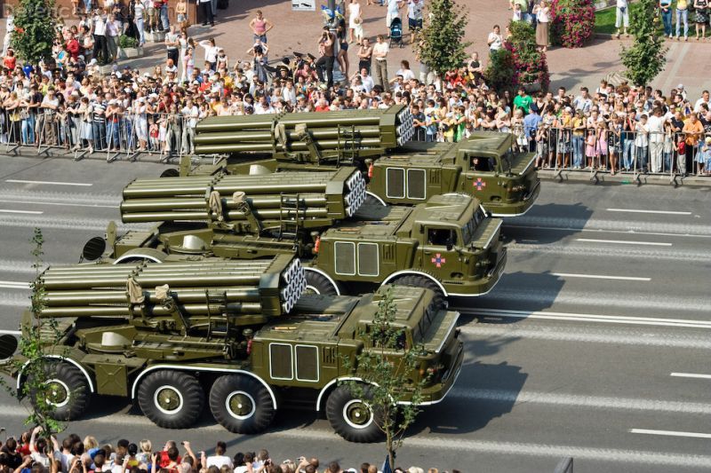 BM-27 Uragan