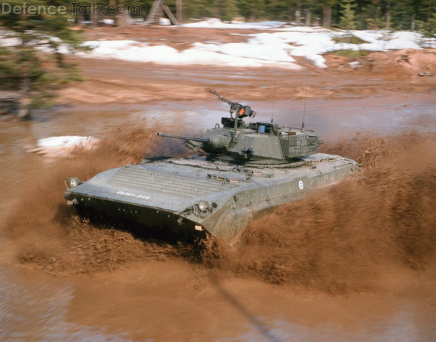 BMP-1 with LAV-25 turret
