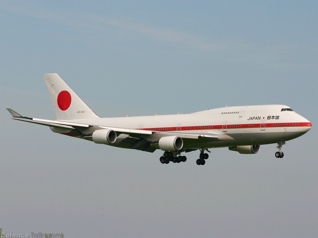 Boeing 747-400 Japan Air Force