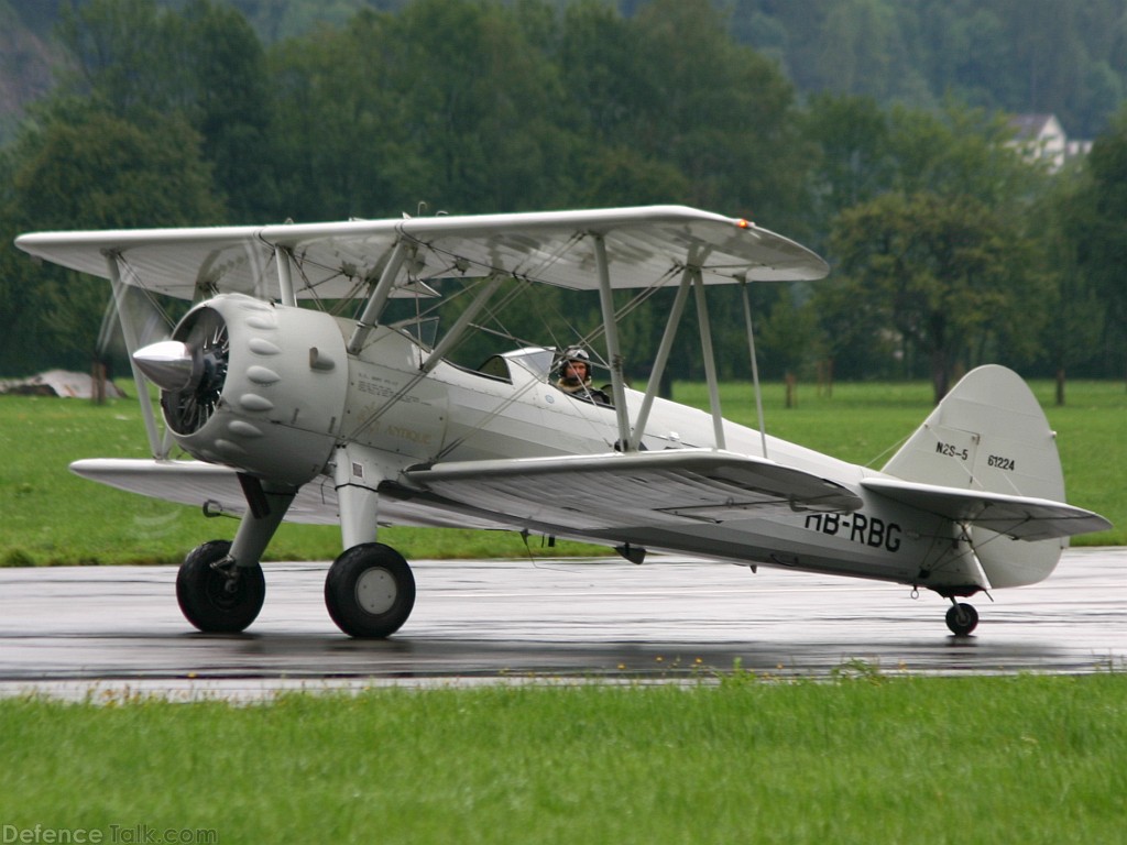 Boeing PT-17 Kaydet private