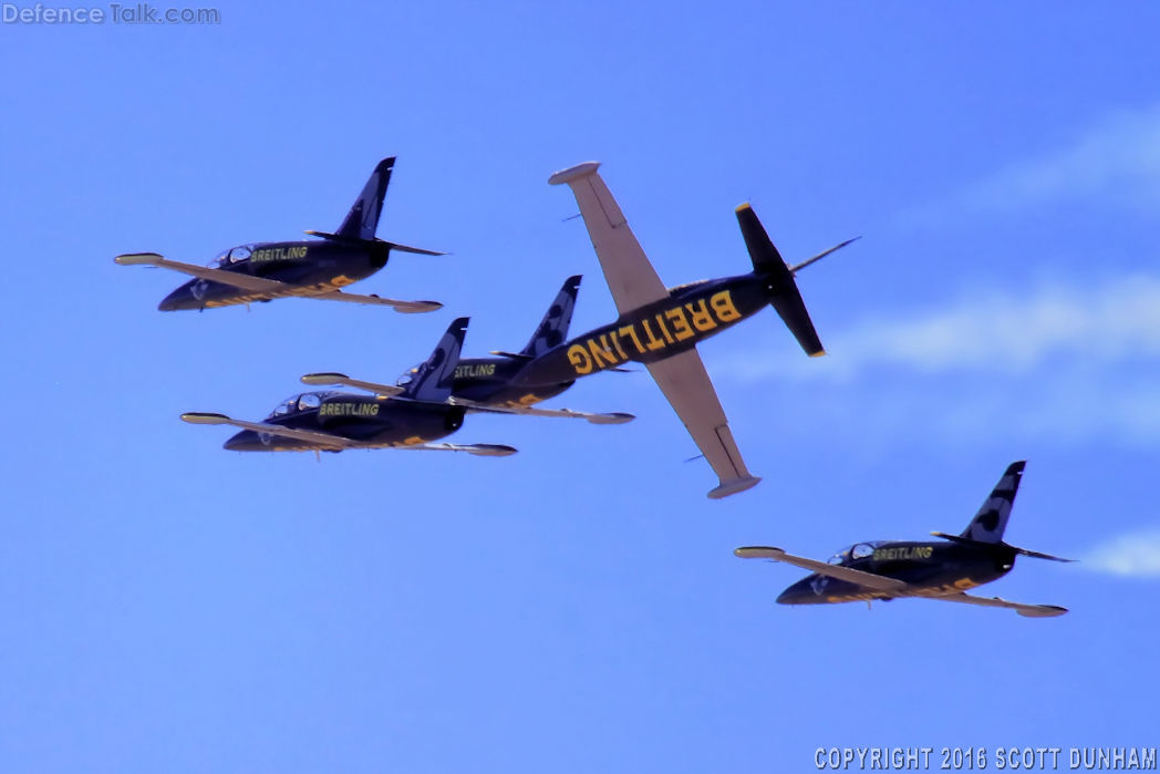 Breitling Jet Team - L-39 Albatros