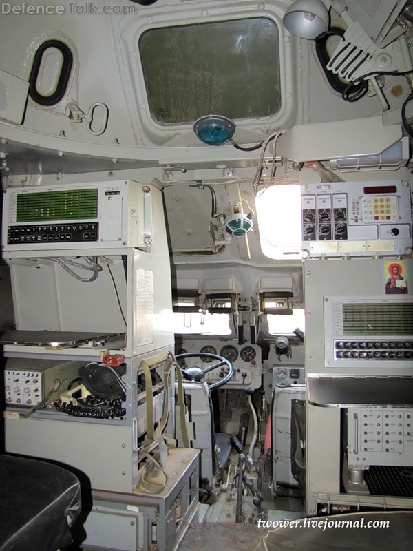 BTR-80 R149 BMR command vehicle interior