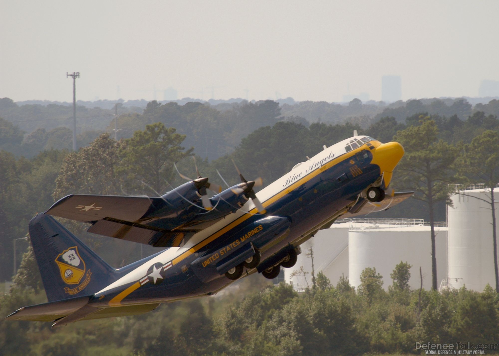 C-130 Hercules - Blue Angels, US Navy