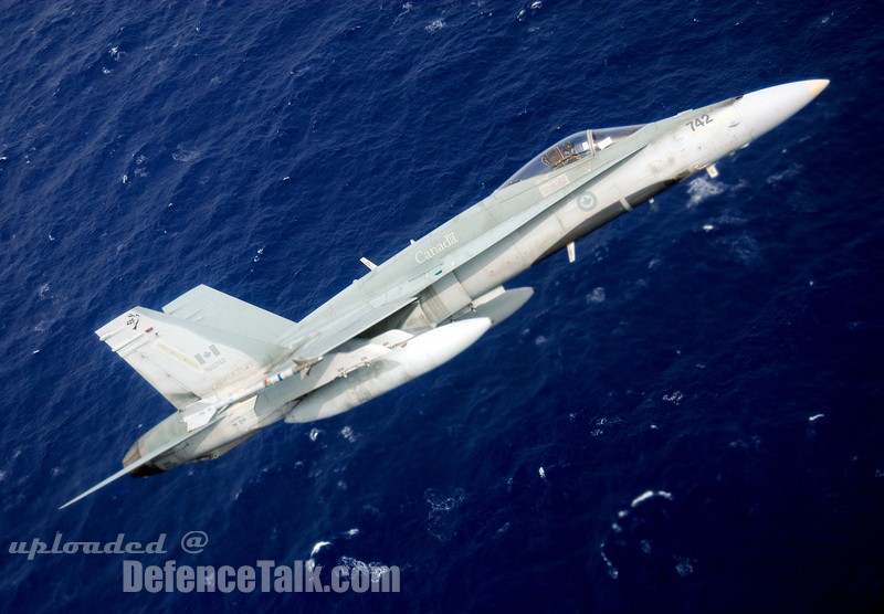 Canadian Navy CF-18 - RIMPAC 2006