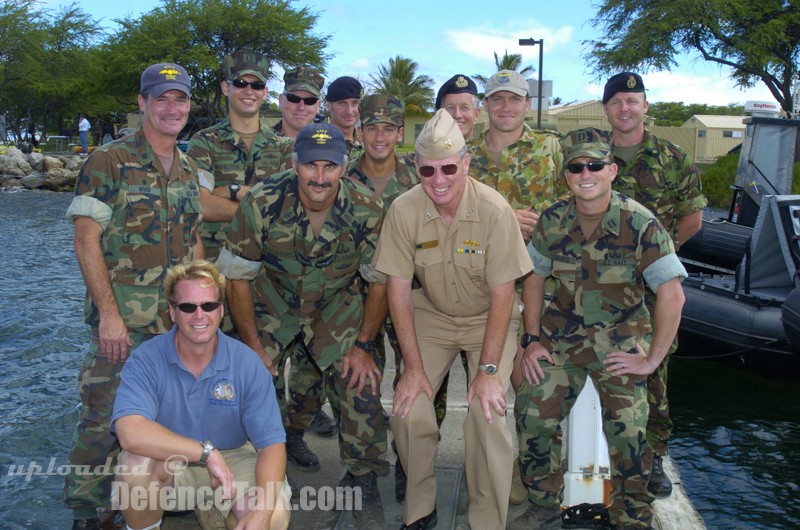 CCTF Admirals and Generals visit RIMPAC Units - RIMPAC 2006