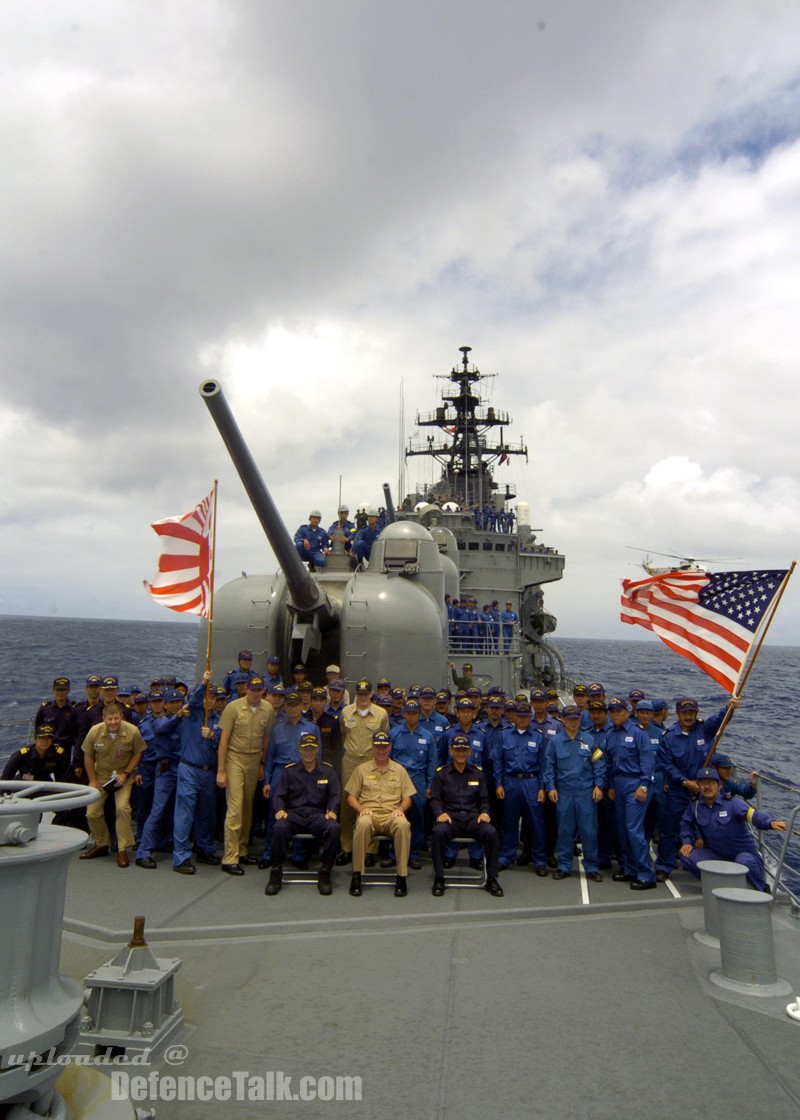 CCTF Admirals and Generals visit RIMPAC Units - RIMPAC 2006