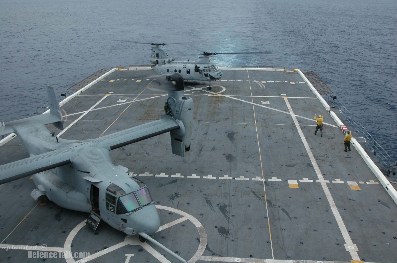 CH-46 Sea Knight, V-22 Osprey on USS San Antonio (LPD 17)