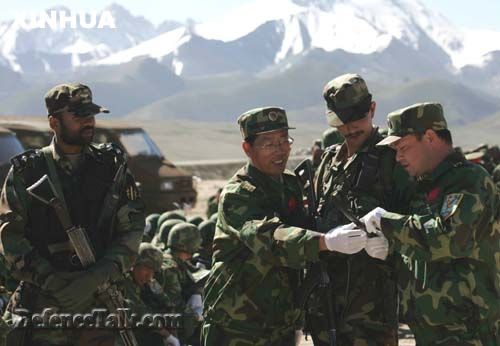 China-Pakistan joint military exercise "Friendship 2004"