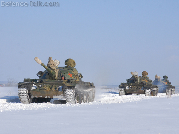 Chinese Tanks in Winter Training