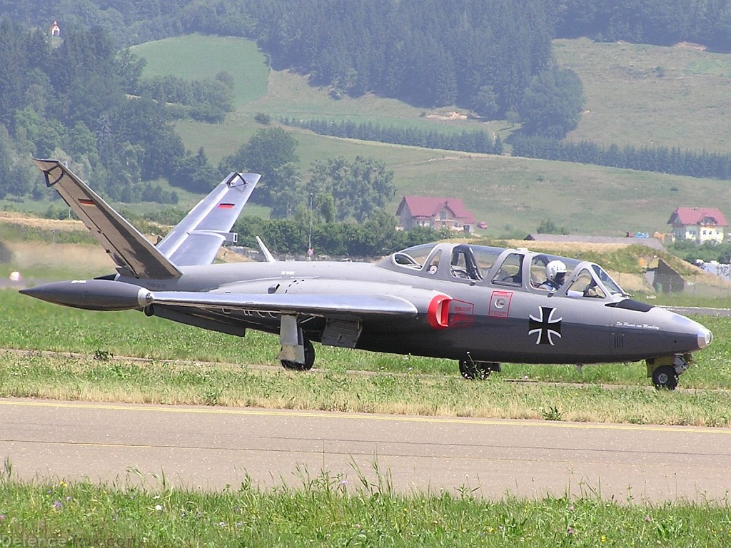 CM-170 Fouga Magister private