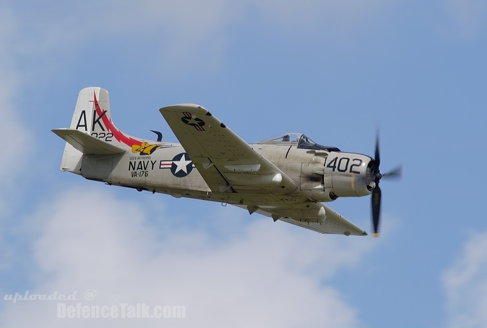 Douglas AD-1NA Skyraider - US Navy