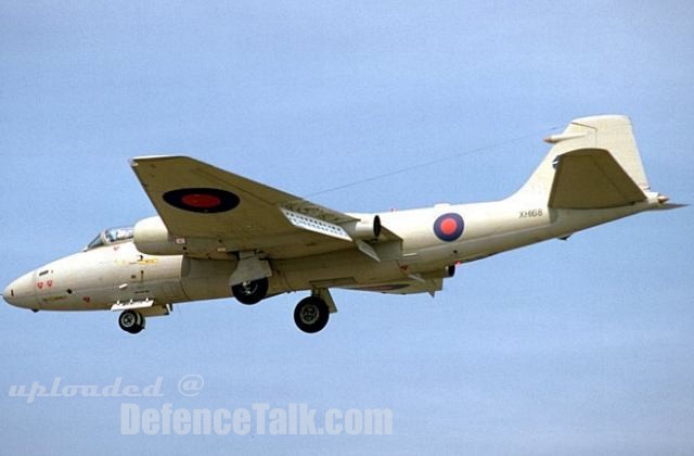 English Electric Canberra PR9