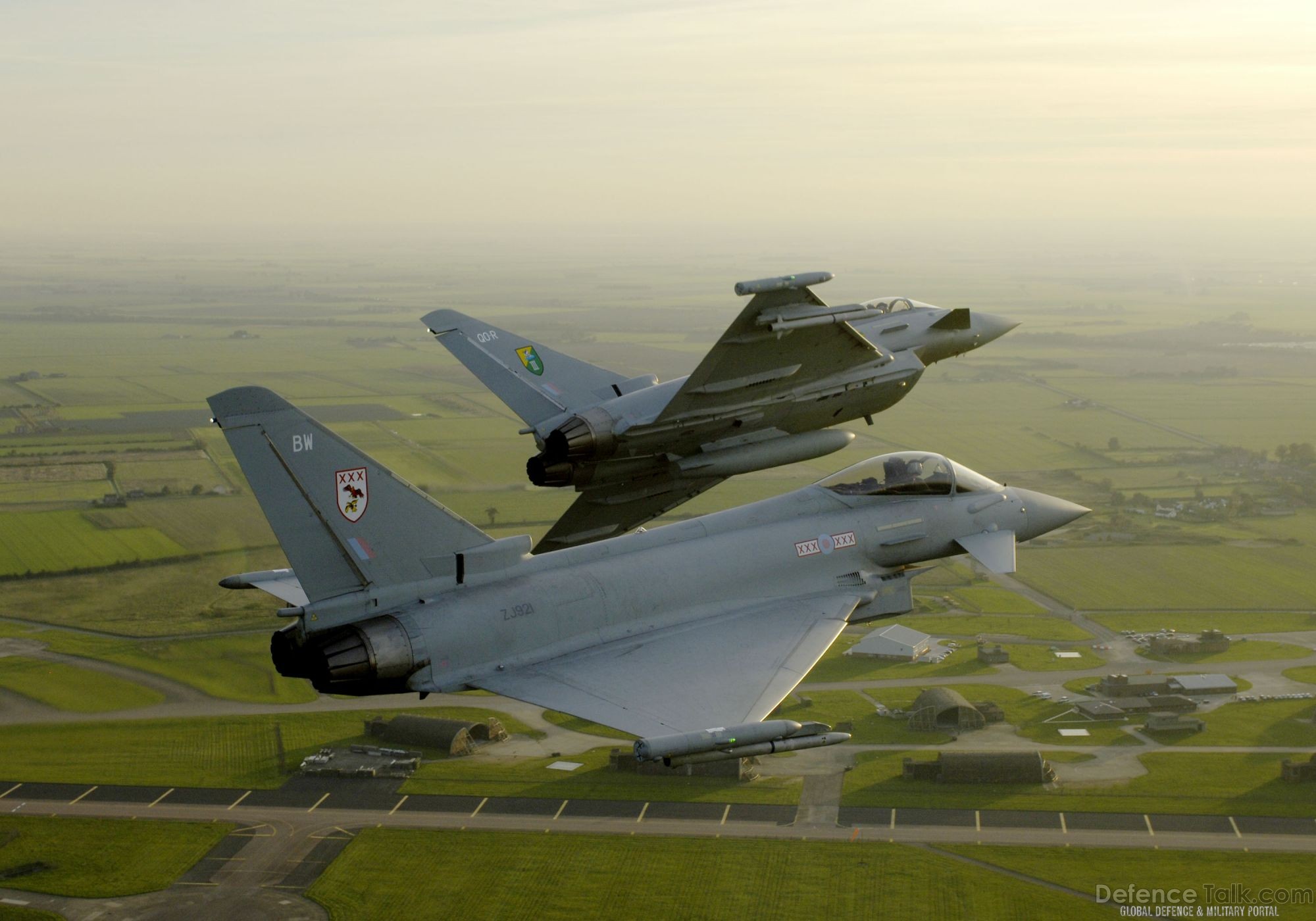 Eurofighter Typhoon - Military Fighter Aircraft Wallpaper