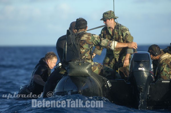 Explosive Ordnance Disposal - RIMPAC 2006