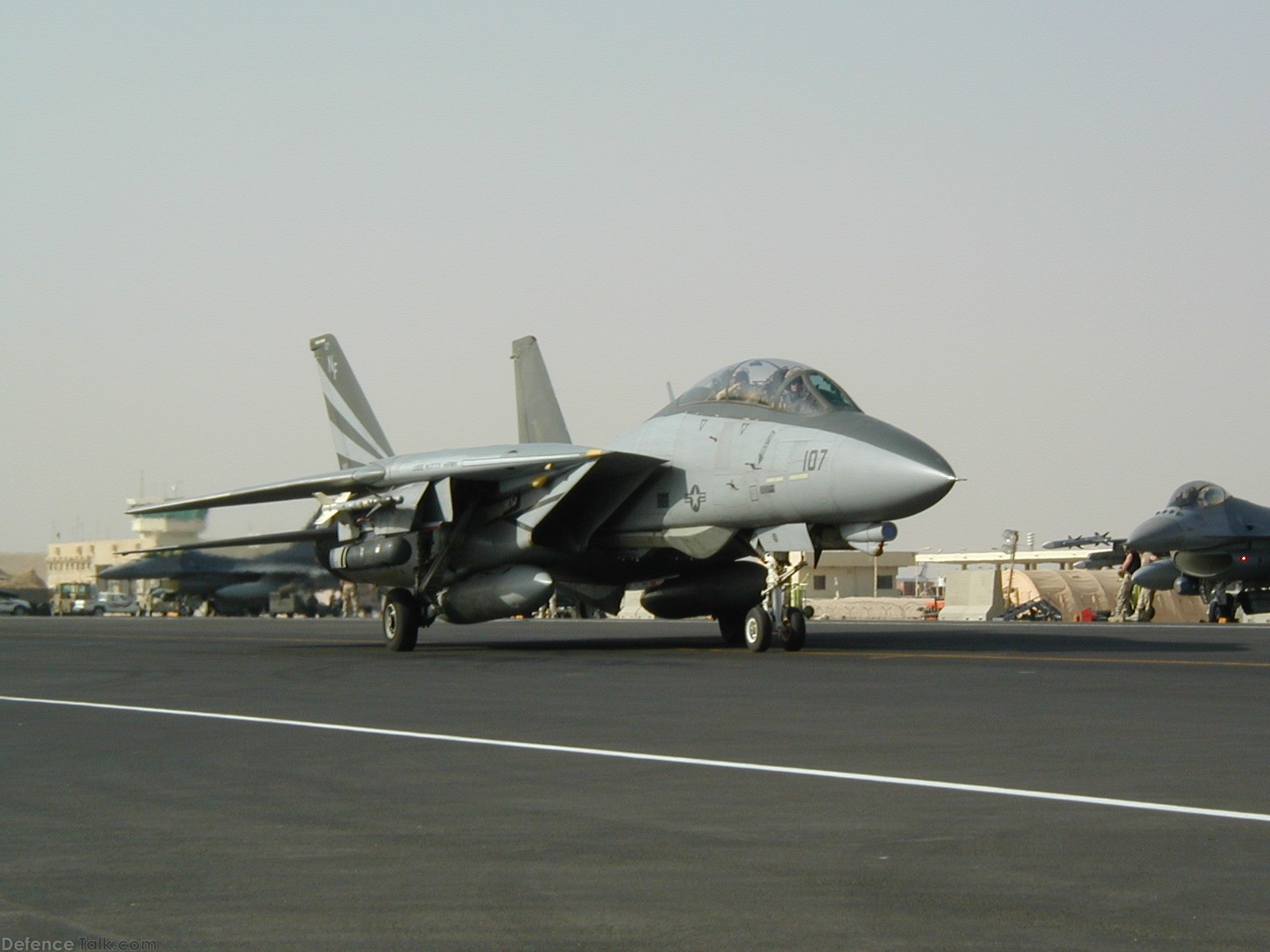 F-14 taxi at Al Udeid Air Base