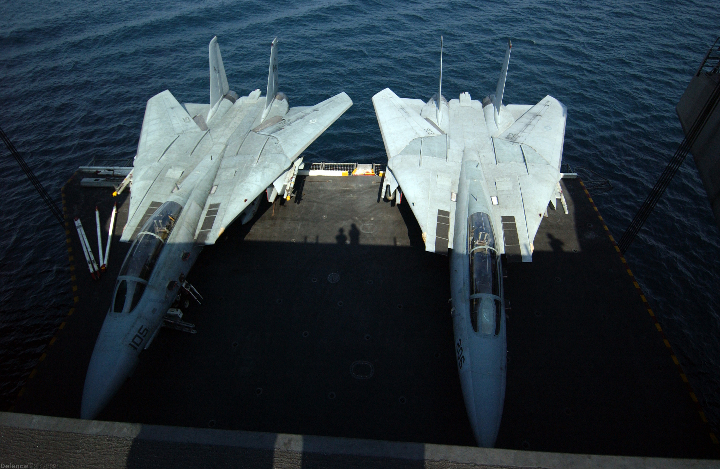 F-14 Tomcat - US Navy Fighter Aircraft