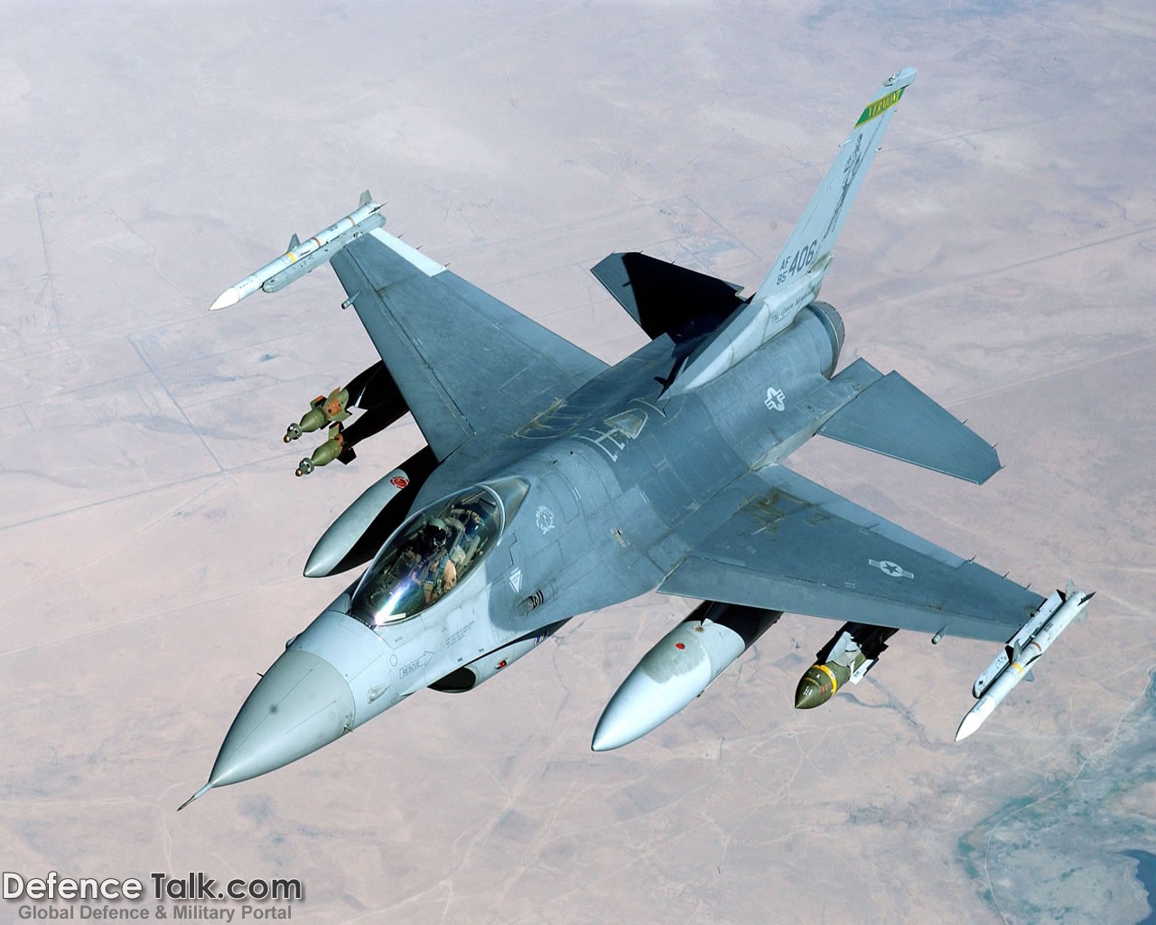 F-16 Falcon - Fighter Jet Wallpapers