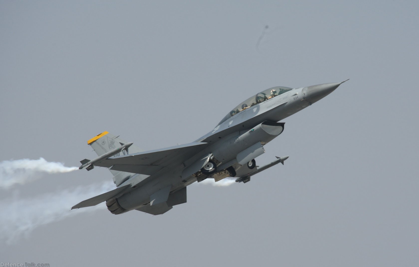 F-16 Fighter Aircraft - Aero India 2009, Air Show