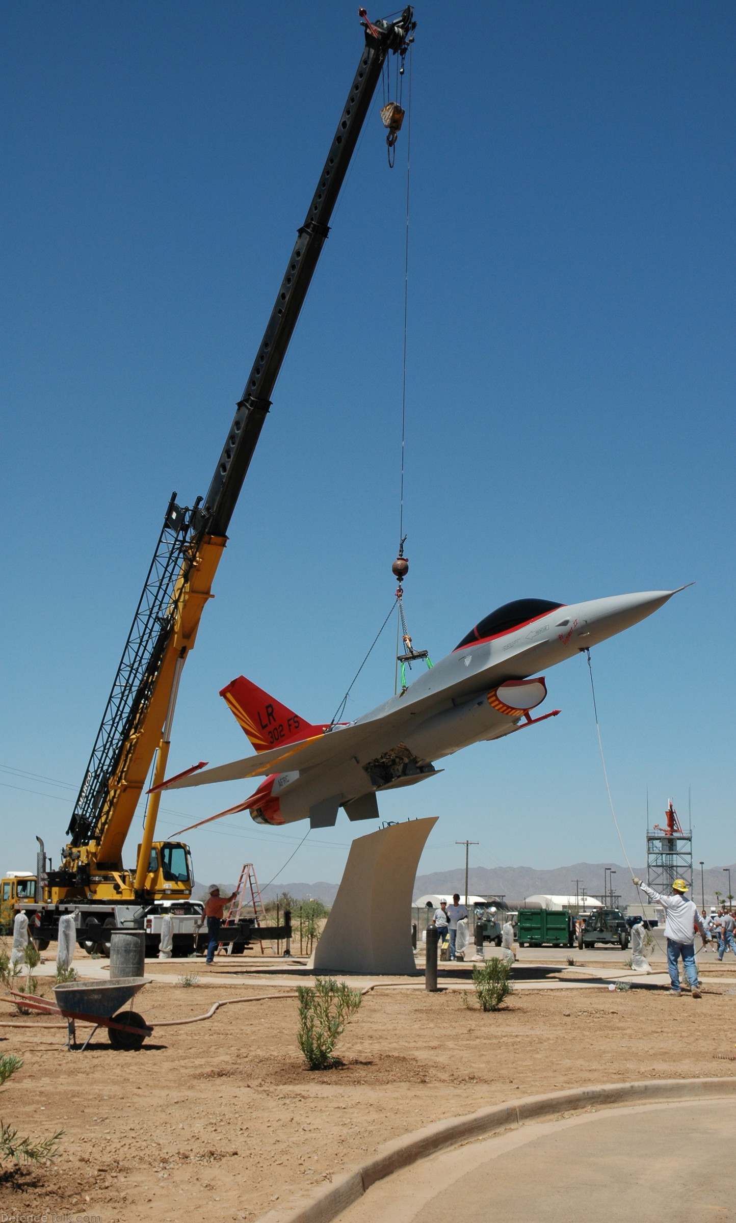 F-16 Fighting Falcon - US Air Force