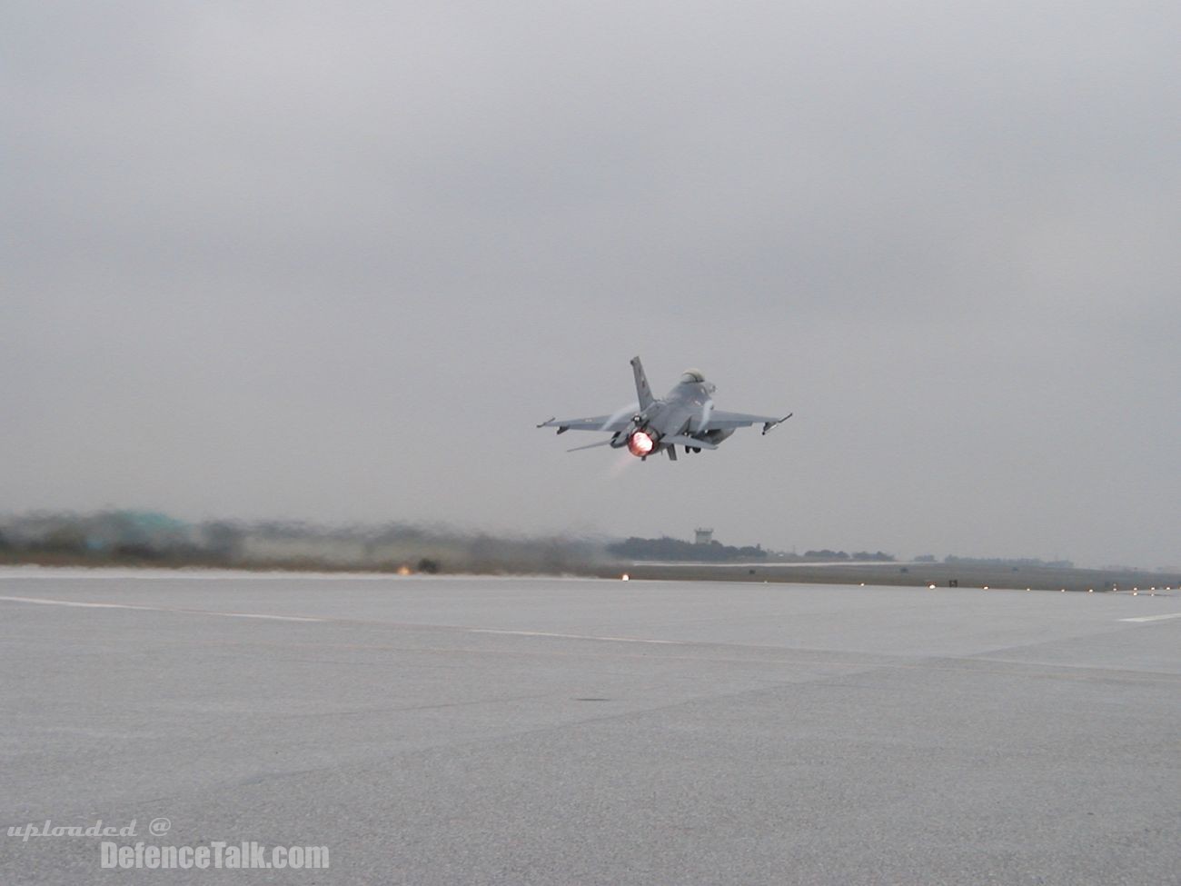 F-16