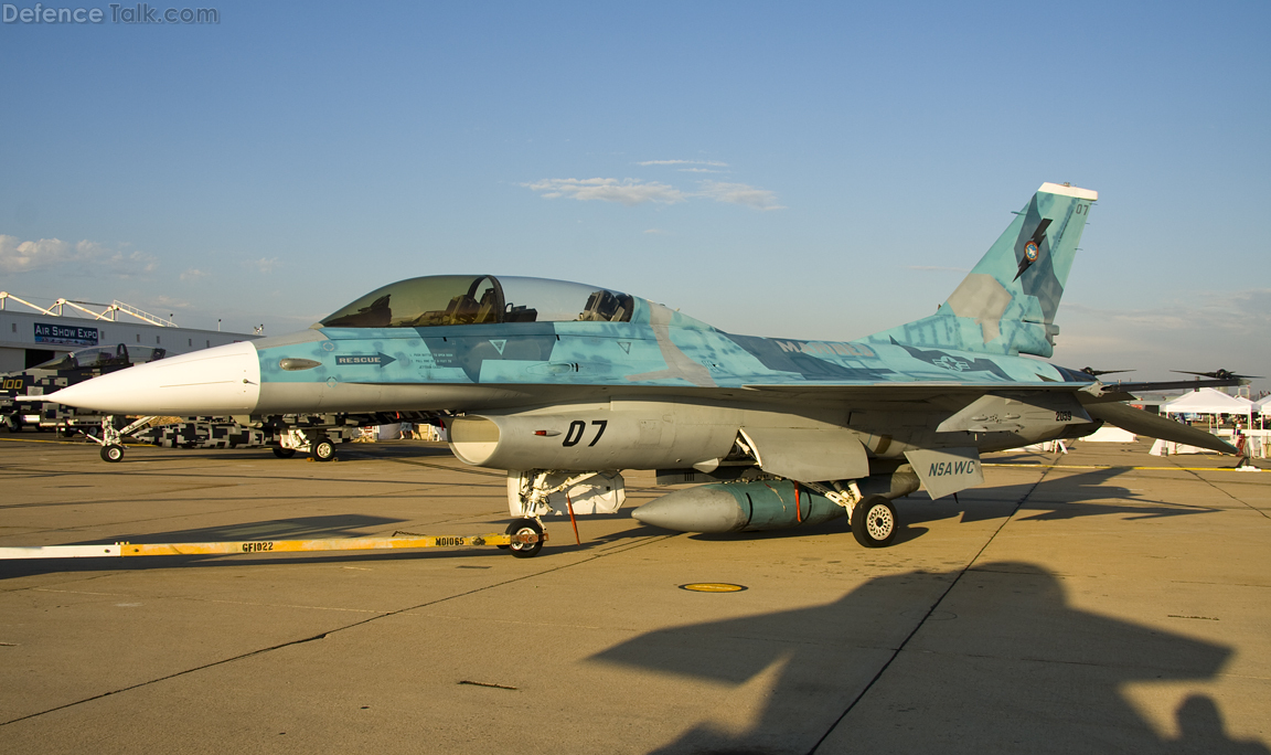 F-16B Topgun - Miramar 2010 air show