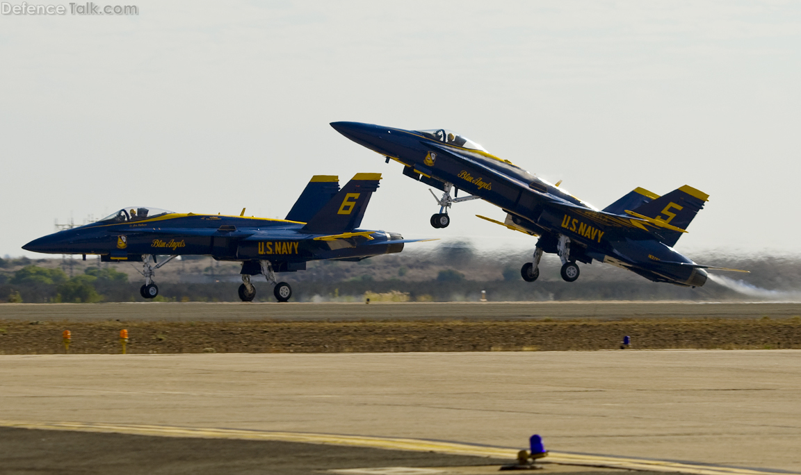 F-18 Blue Angels - Miramar 2010 air show