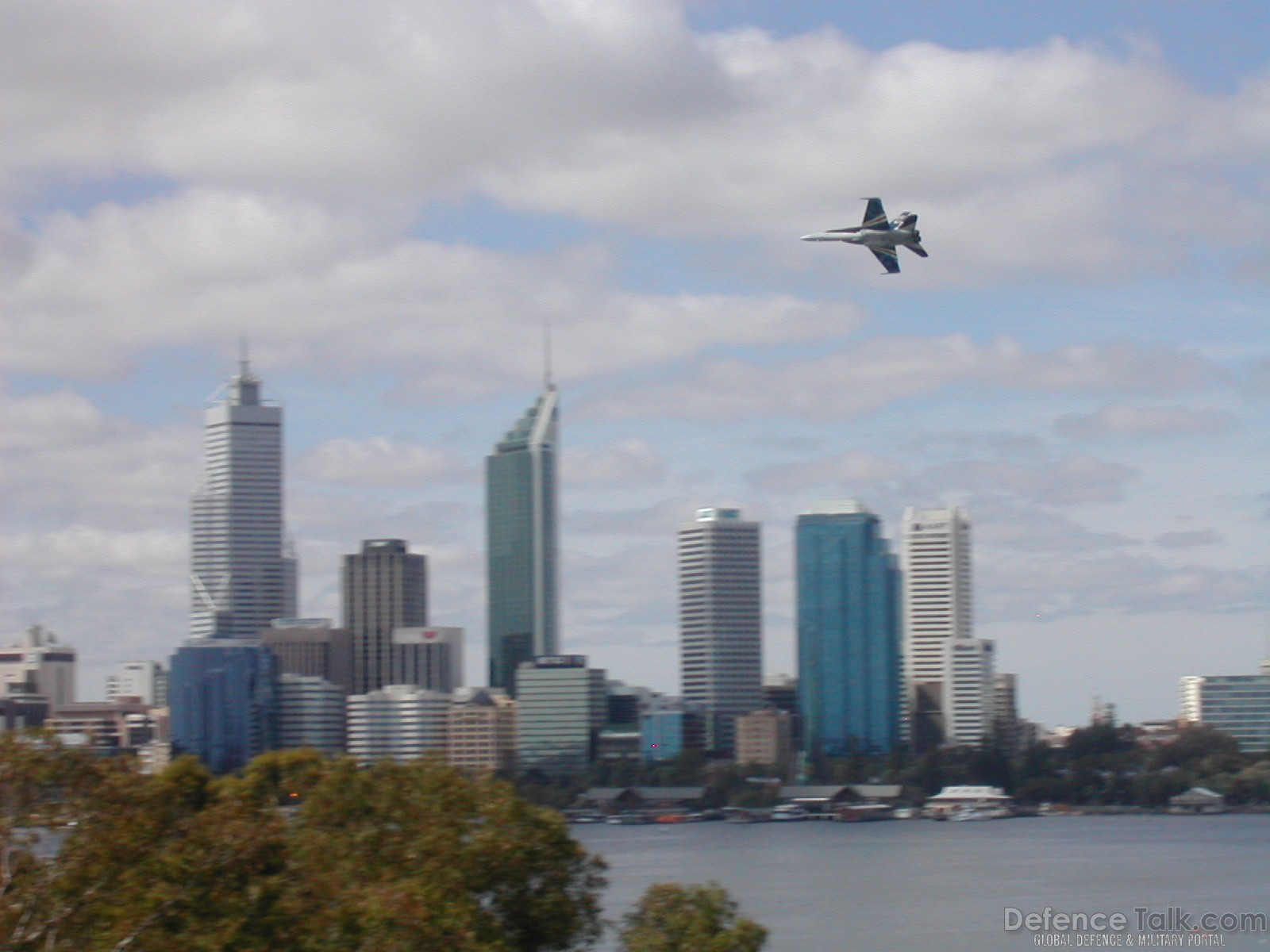 F-18 Display Fighter