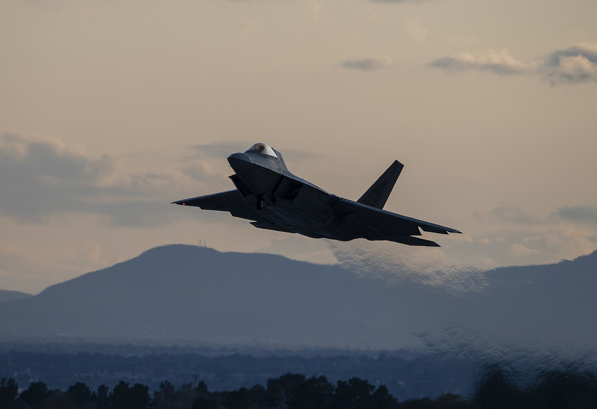 F-22 Raptor 433rd Weapons Squadron