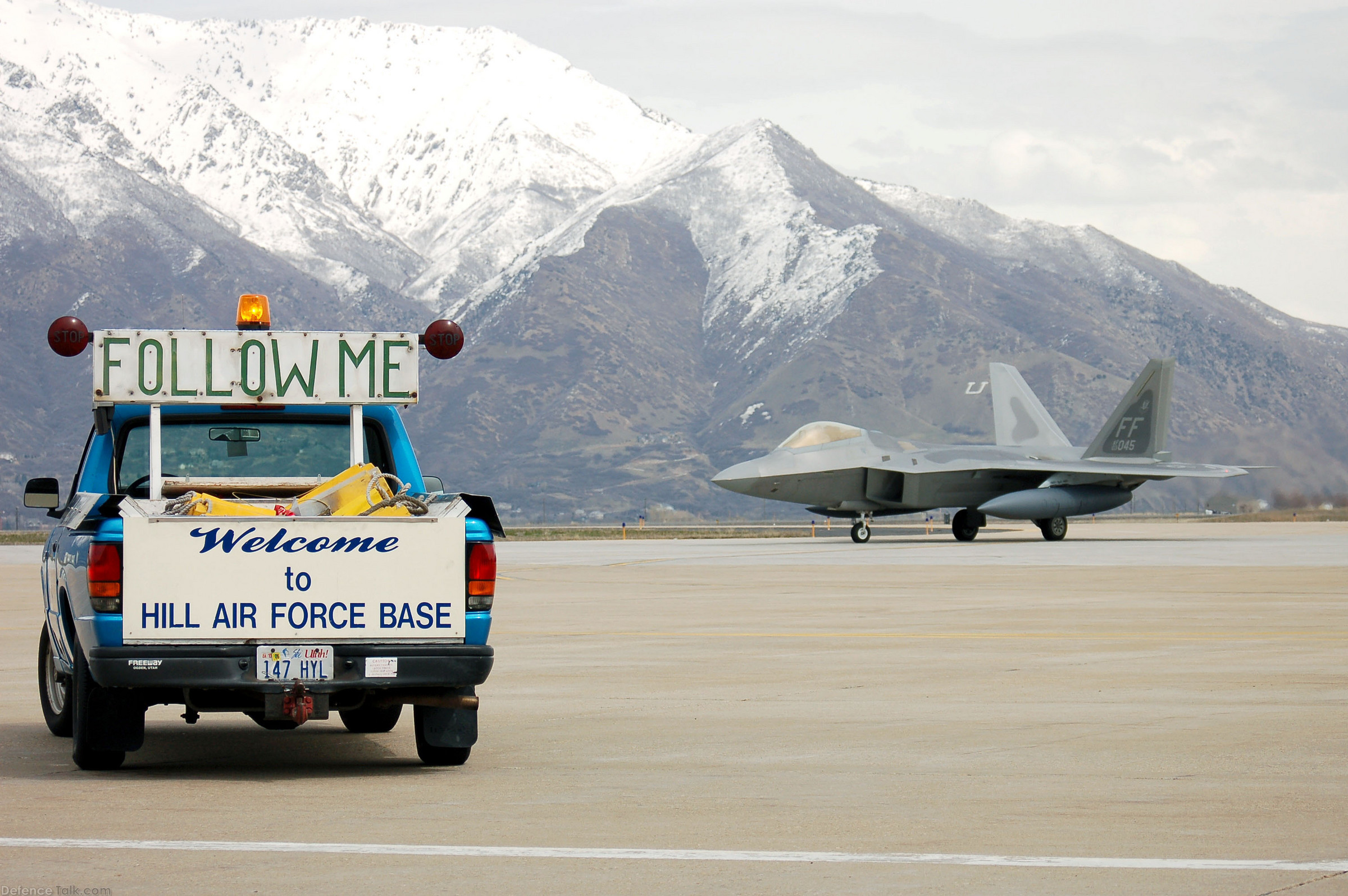 F-22 Raptor - US Air Force Fighter Aircraft