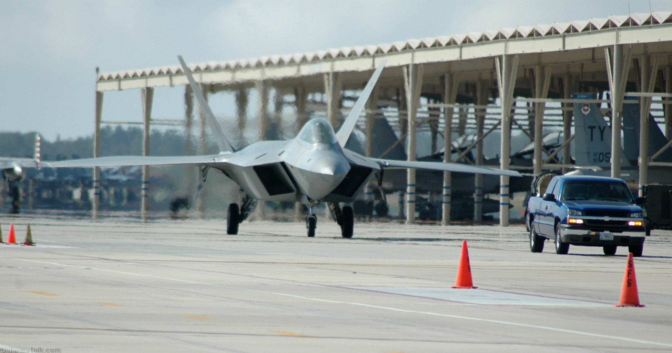 F-22 Raptor - US Air Force Fighter Aircraft