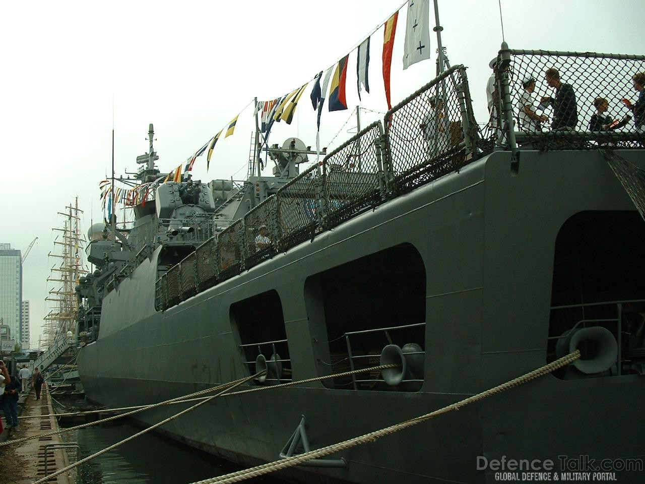 F-244 BARBAROS