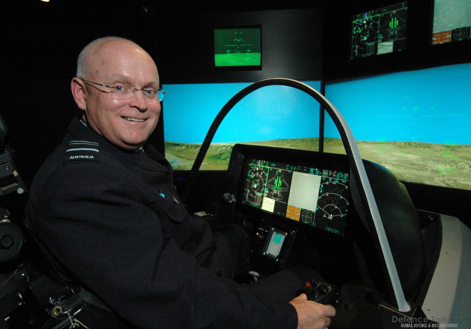 F-35 Joint Strike Fighter (JSF) simulator - Avalon Air Show 2007