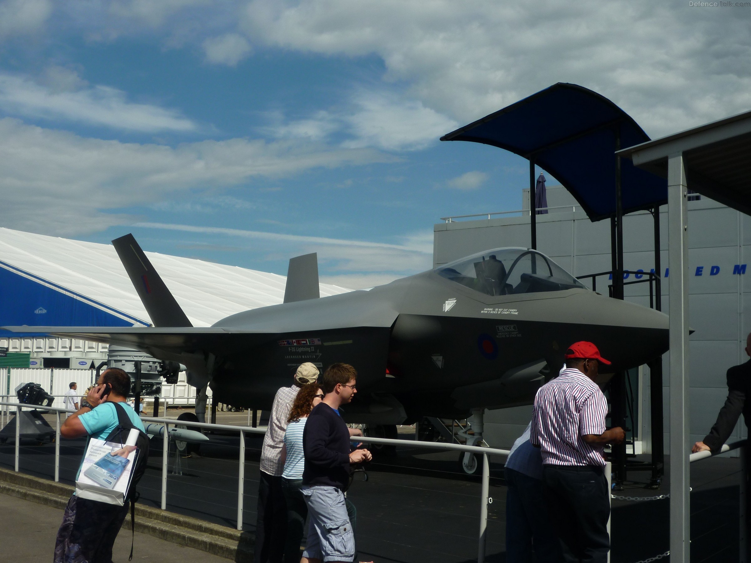 F-35 JSF at Farnborough 2010 Air Show