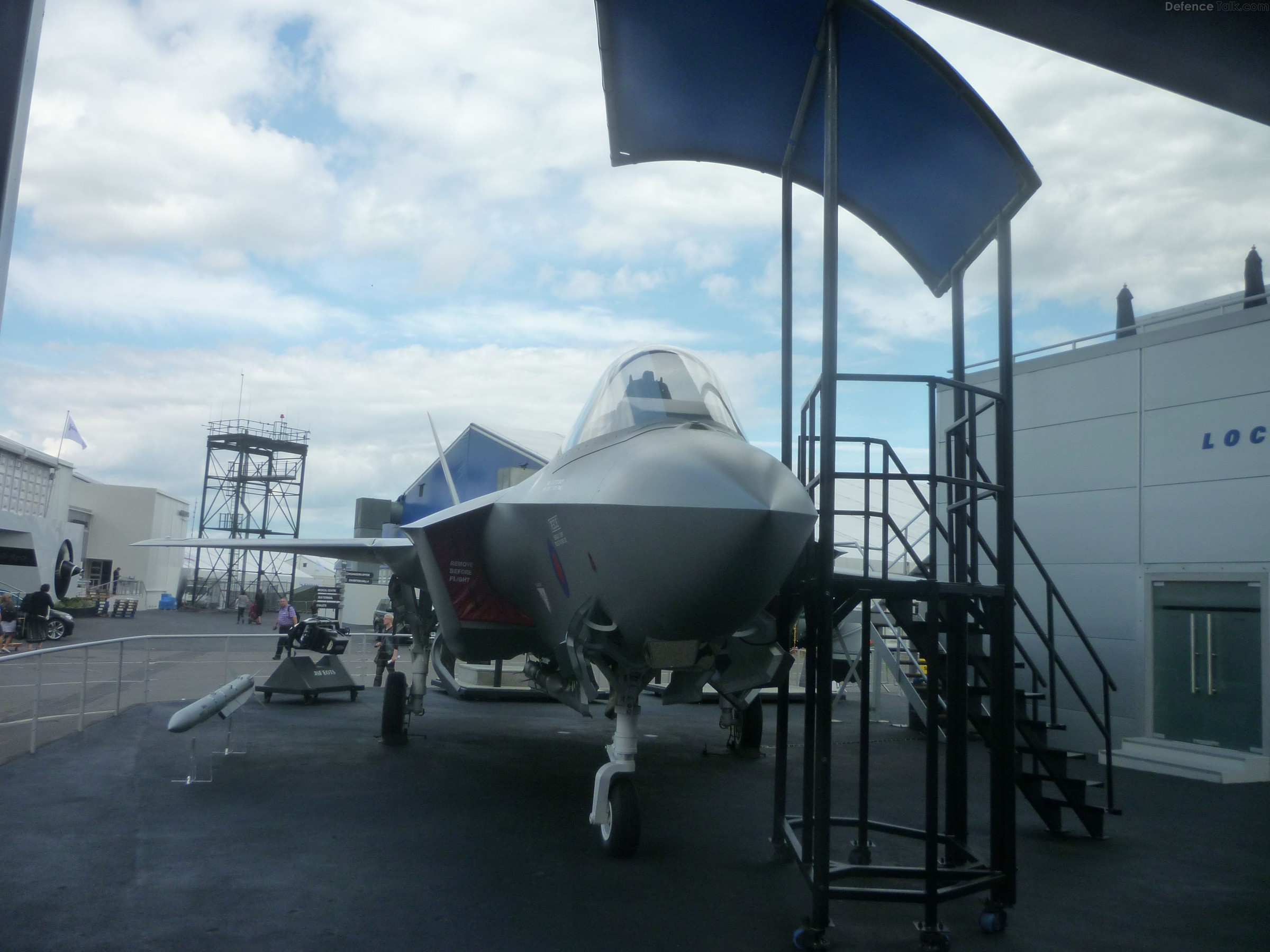 F-35 JSF at Farnborough 2010 Air Show