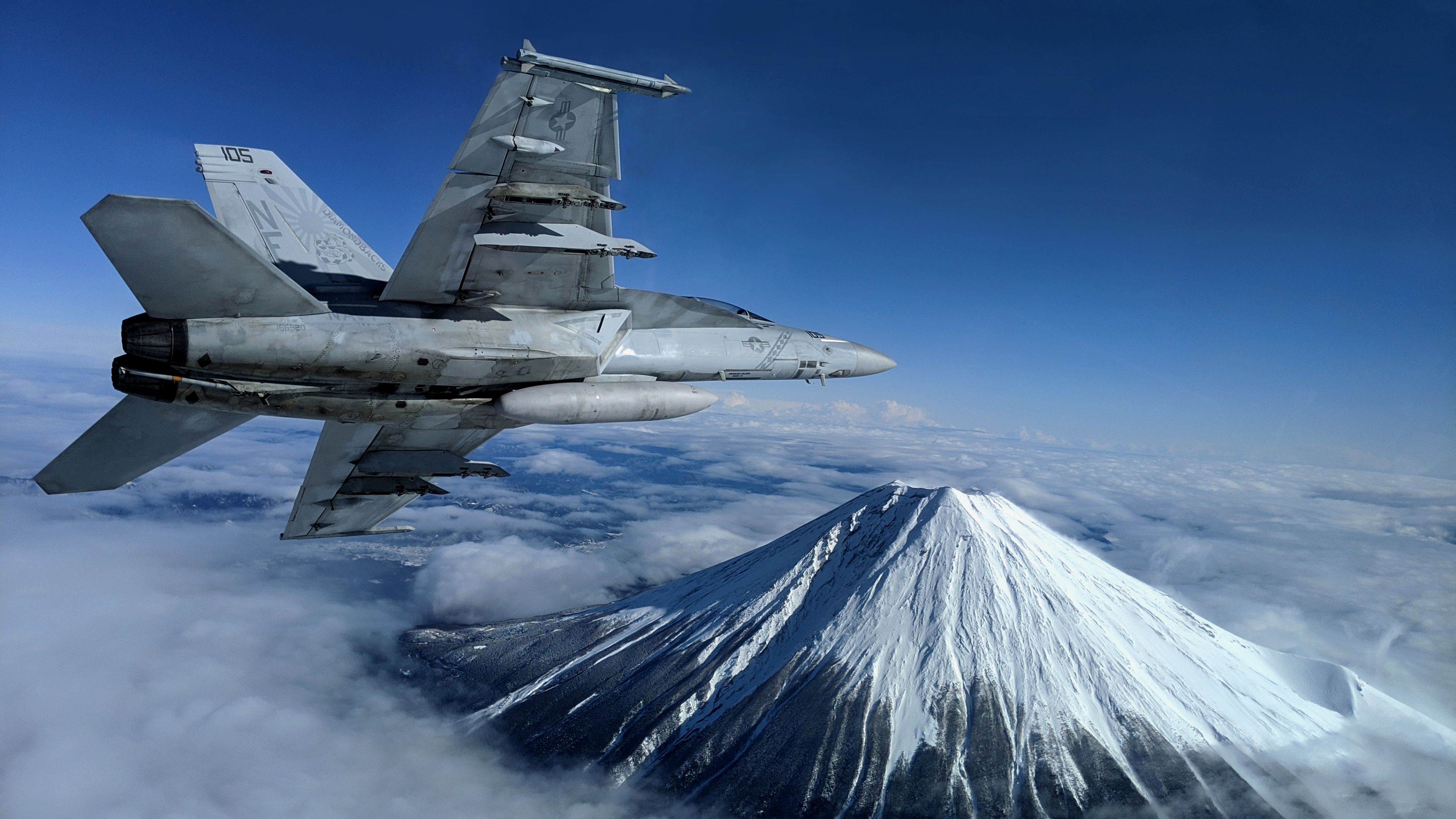 F/A-18F Super Hornet - "Diamondbacks" of Strike Fighter Squadron