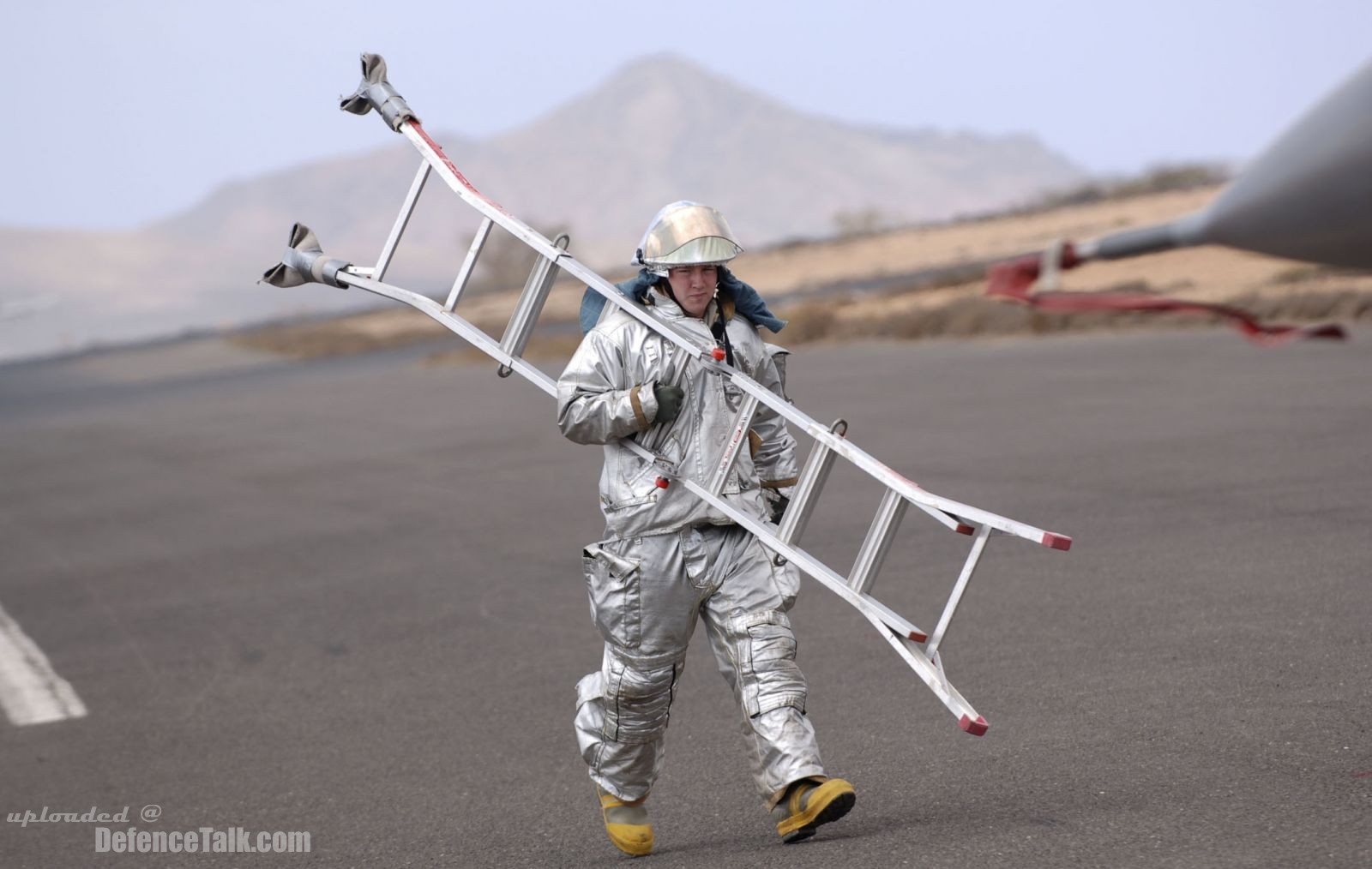 F16 aircraft demo prep - Steadfast Jaguar 2006