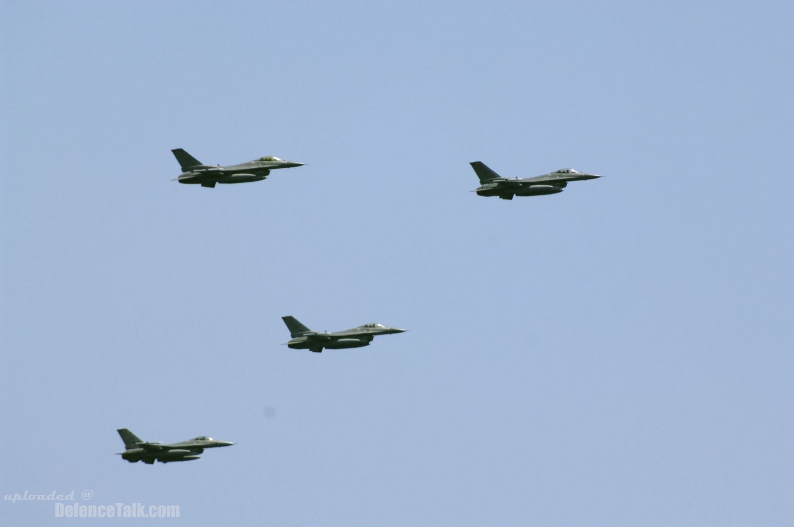 F16 aircraft demonstration - Steadfast Jaguar 2006