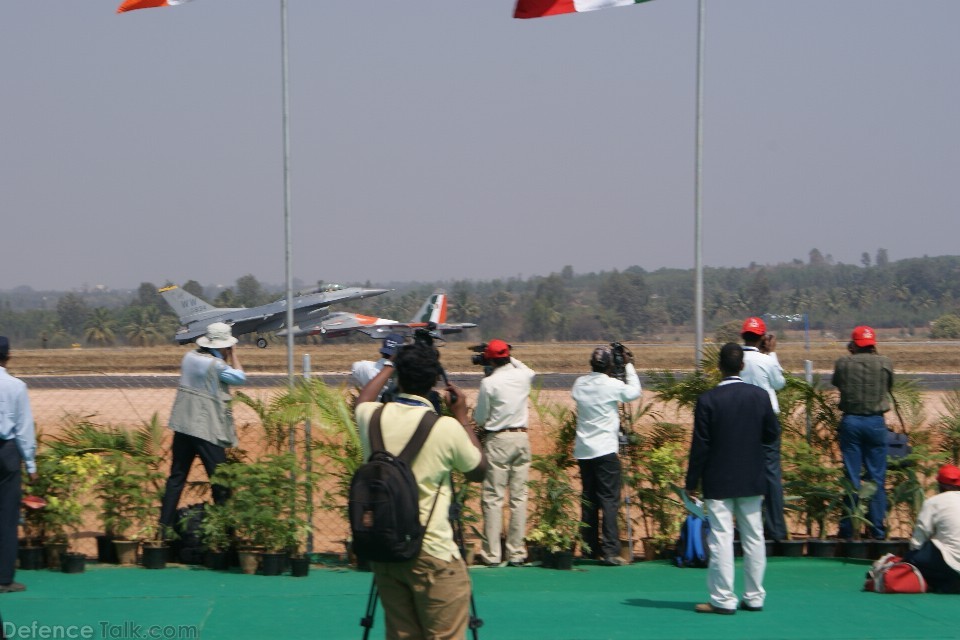 Fighter Planes - Aero India 2009 Air Show