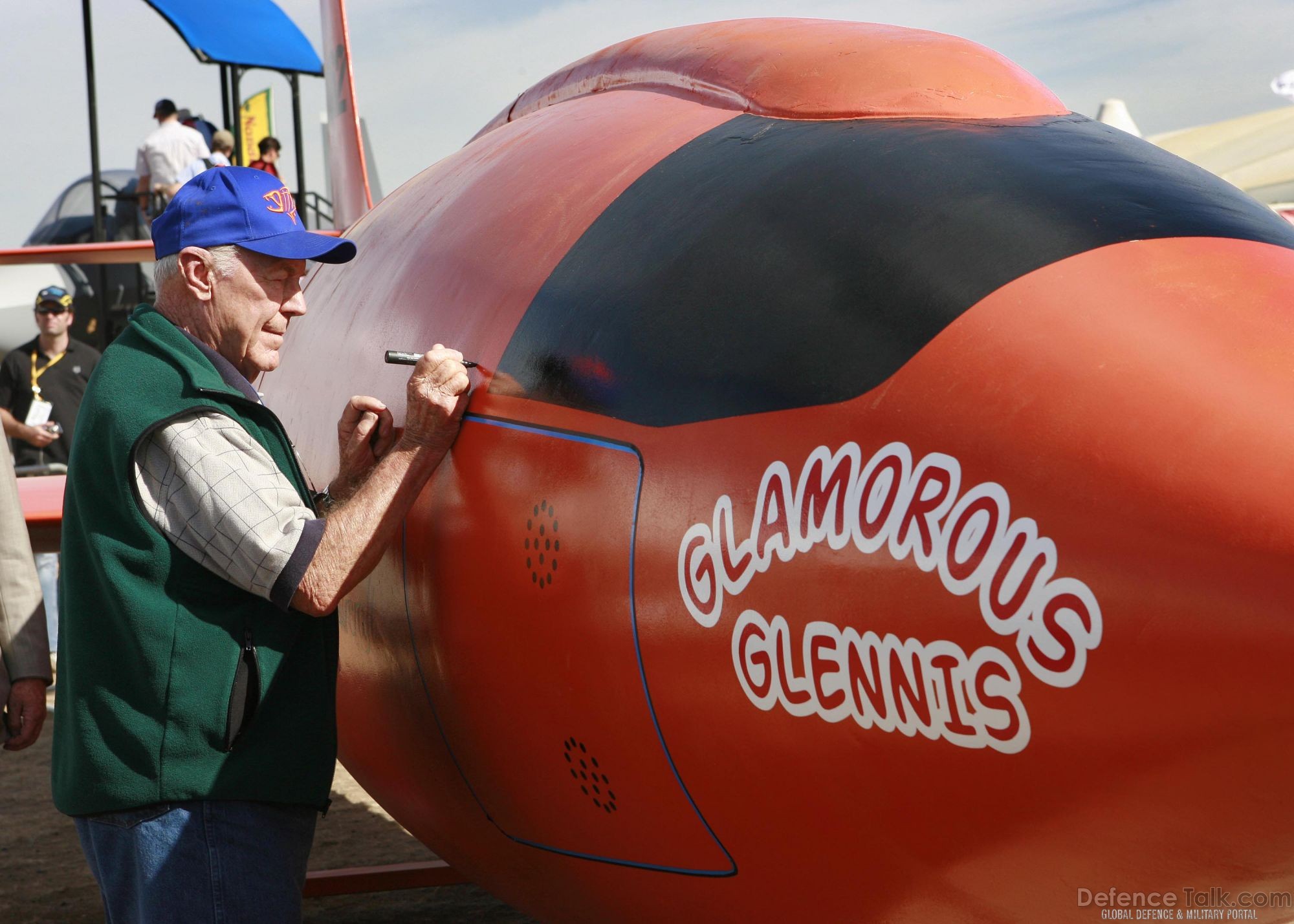 General Chuck Yeager - Australian International Air Shown 2007