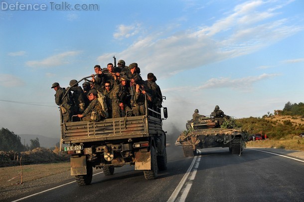 Georgian Troops Fleeing Gori