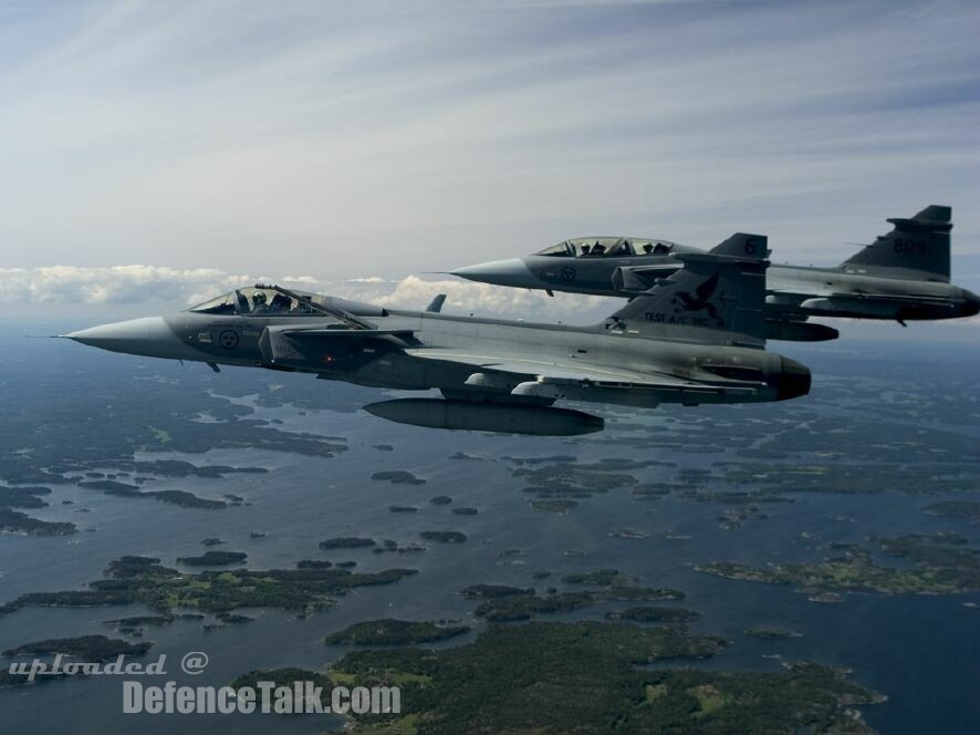 Gripen C and B